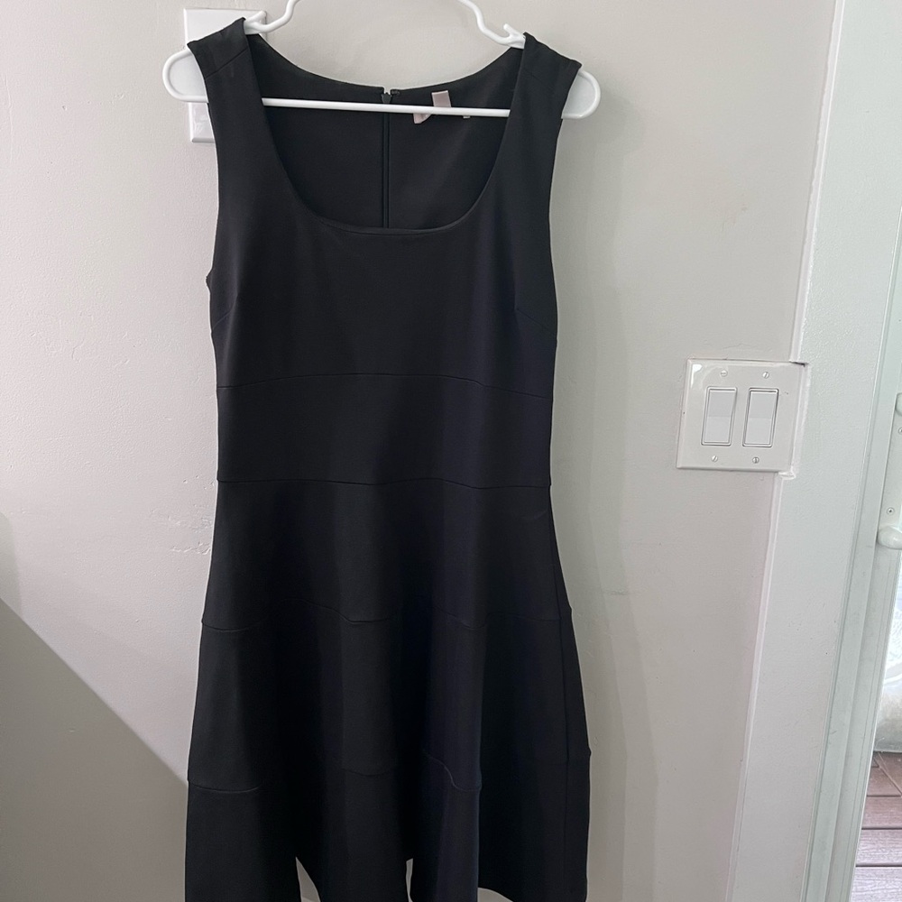 Banana Republic Black Sleeveless Sheath Midi Dress